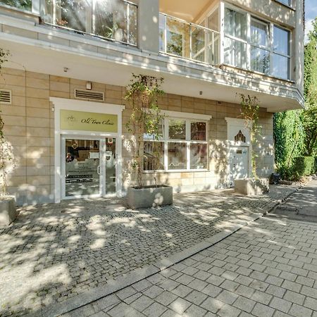 Rentplanet - Apartament Wszystkich Swietych Wrocław Exteriör bild