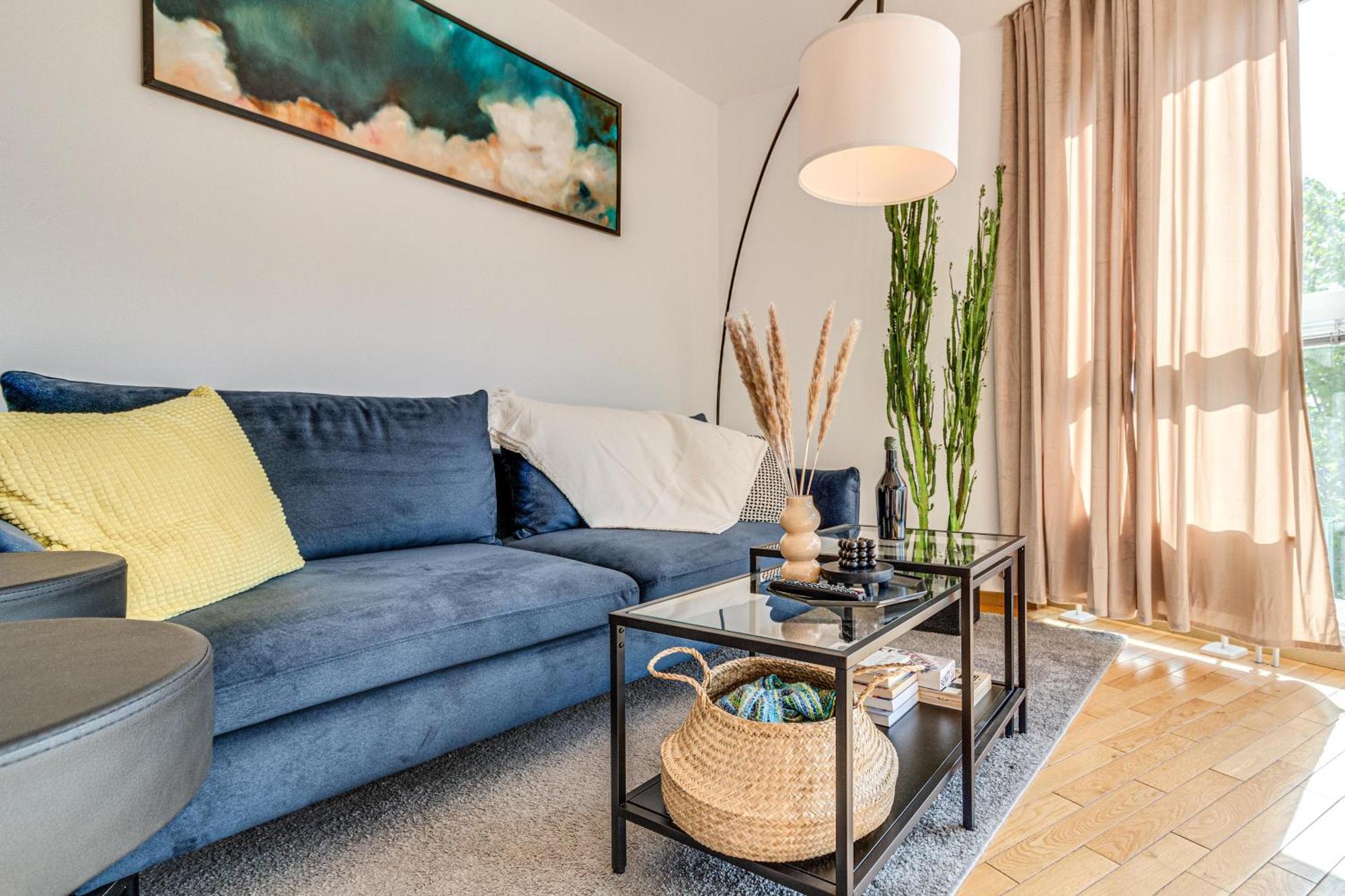 Rentplanet - Apartament Wszystkich Swietych Wrocław Exteriör bild