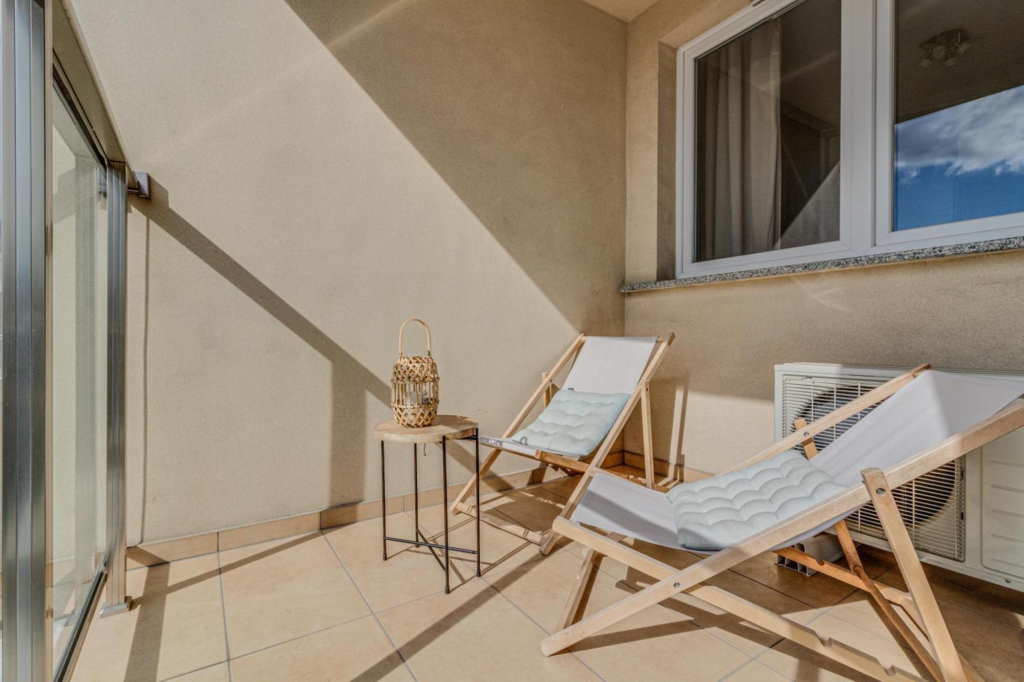 Rentplanet - Apartament Wszystkich Swietych Wrocław Exteriör bild